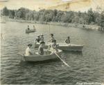 B_W_Boating_on_lake.jpg