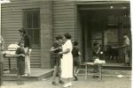 Snack_time_1950_s.jpg