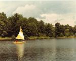 Sailboat_on_lake.jpg